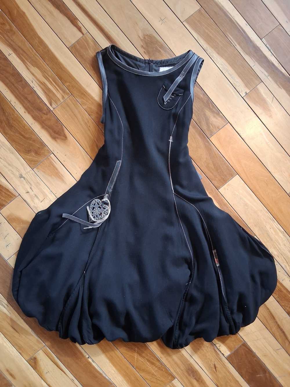 BAÏ AMOUR Paris Black Bubble Hem Dress 🖤
